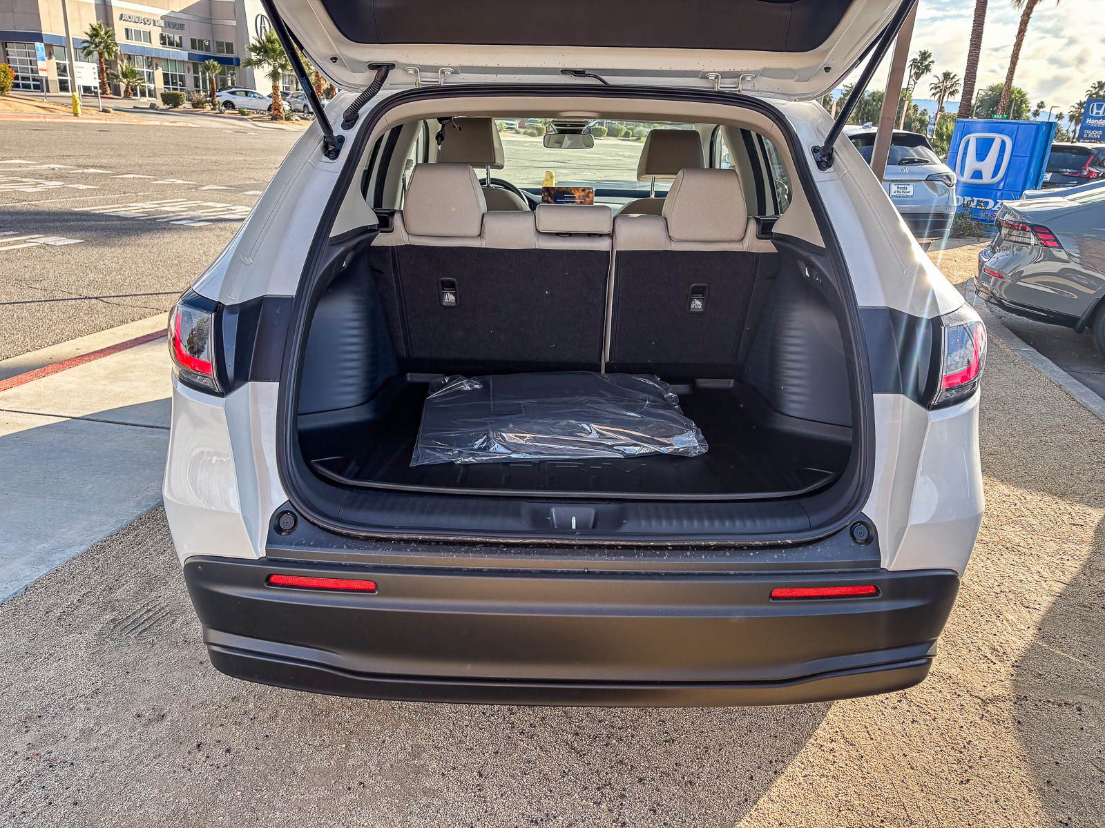 New 2027 Honda HR-V LX image 13