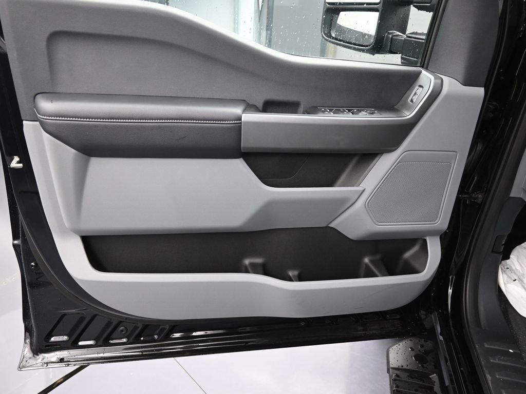 New 2025 Ford F250 XLT w/ 360-Degree Camera Package image 22