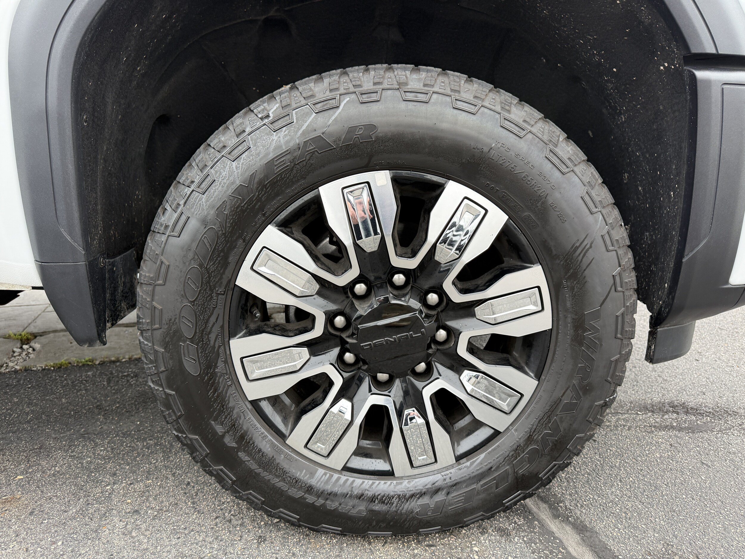 Used 2025 GMC Sierra 2500 Denali AWD/4WD image 42