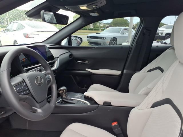 Used 2024 Lexus UX 250h FWD w/ Premium Package image 5
