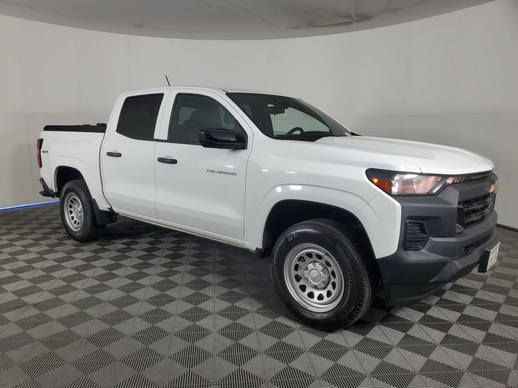 Certified 2024 Chevrolet Colorado W/T w/ Advanced Trailering Package AWD/4WD image 2