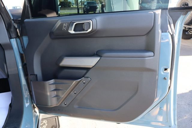 Used 2021 Ford Bronco First Edition AWD/4WD image 42