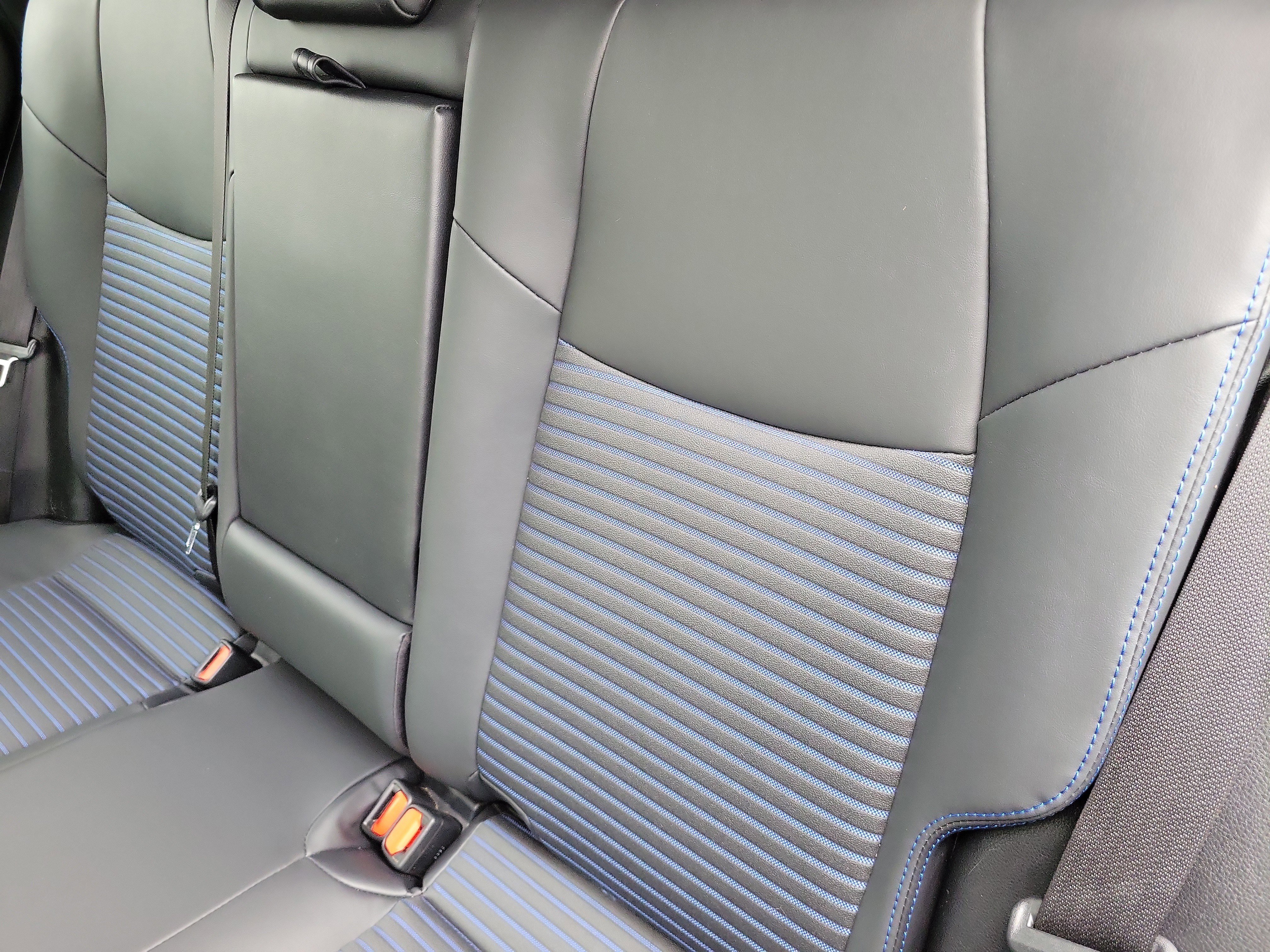 Used 2023 Toyota RAV4 XSE image 11