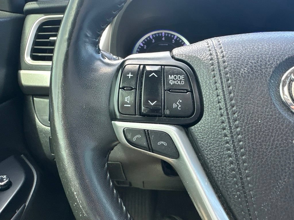 Used 2018 Toyota Highlander Limited Platinum w/ Protection Package #3 AWD/4WD image 21