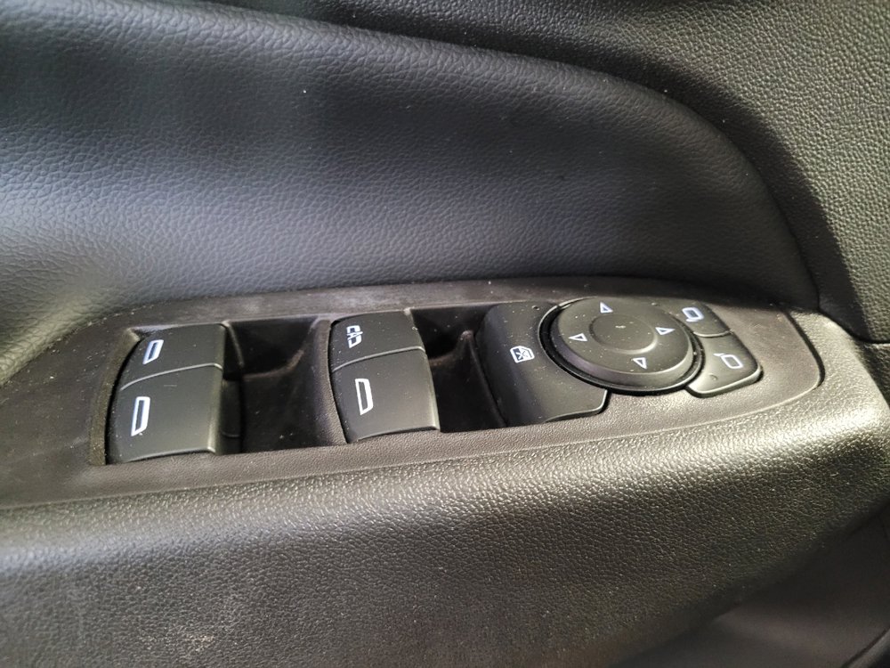 Used 2020 Chevrolet Equinox LT FWD image 27