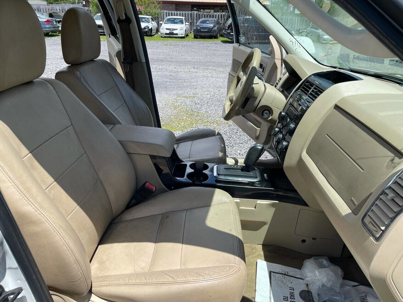 Used 2011 Ford Escape Limited w/ 302A Rapid Spec Order Code image 20