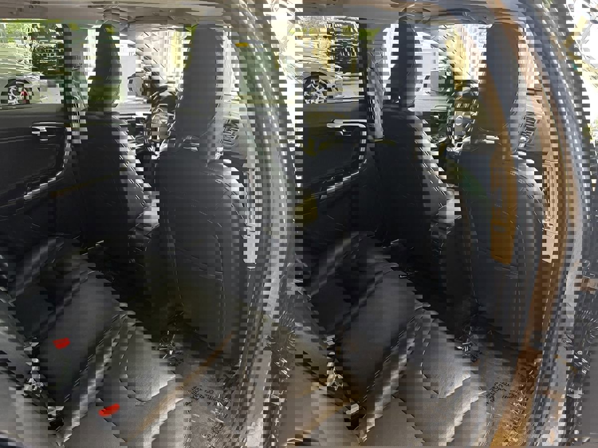 Used 2018 Volvo V60 T5 Cross Country w/ Convenience Package image 49