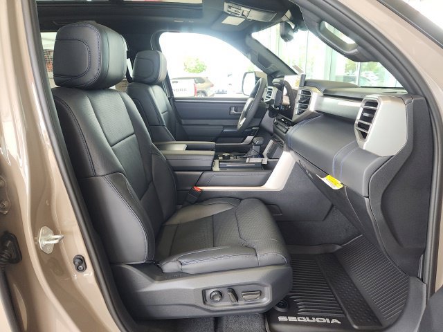 New 2026 Toyota Sequoia Platinum w/ TRD Off-Road Package AWD/4WD image 37