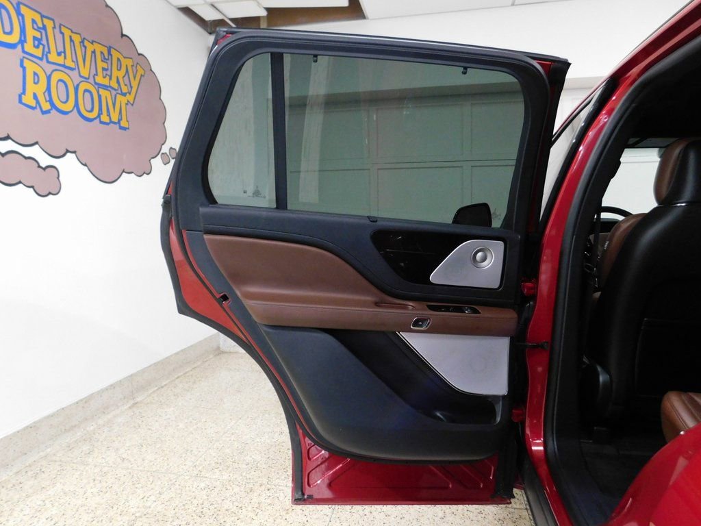 Used 2025 Lincoln Aviator Reserve w/ Equipment Group 201A image 77
