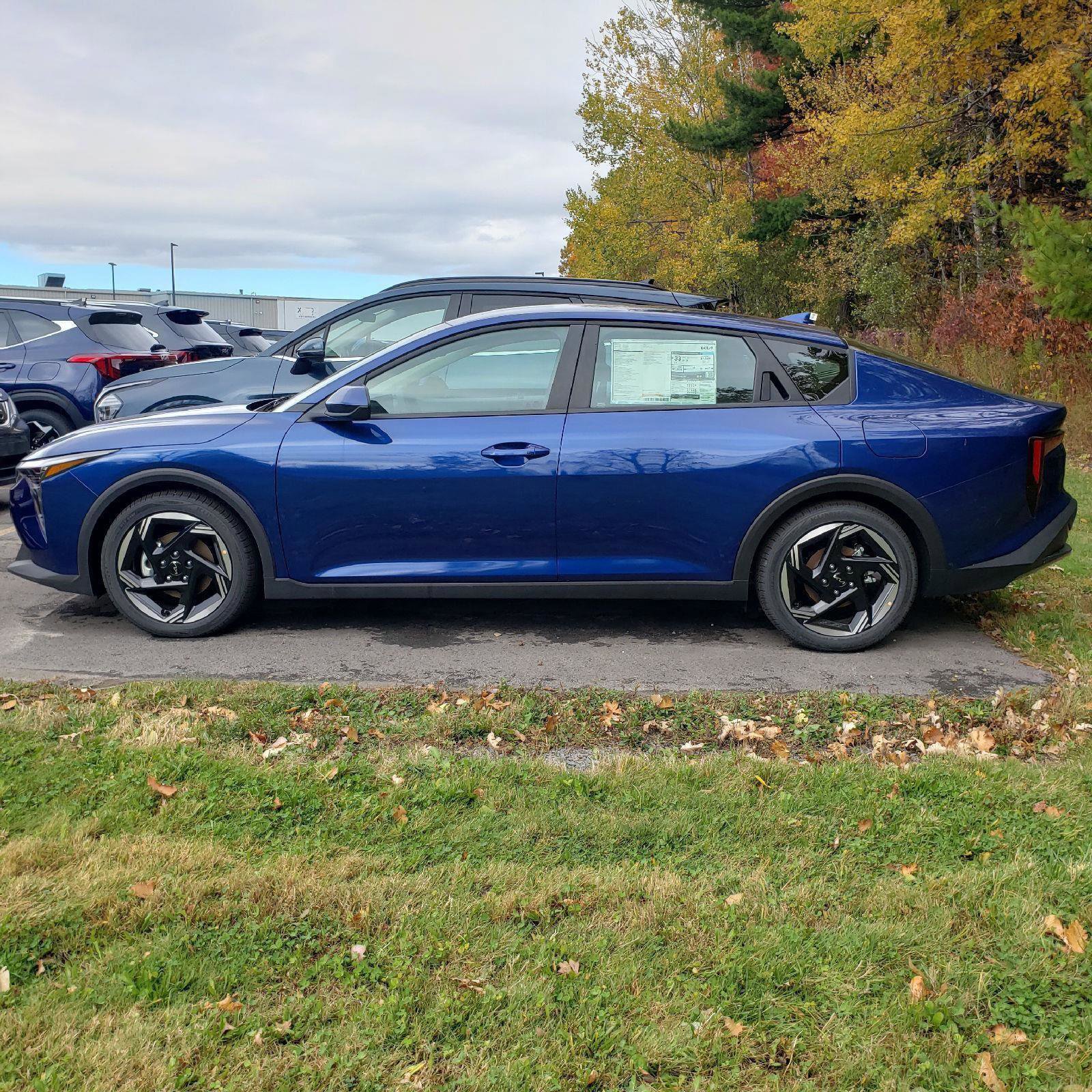 New 2025 Kia K4 EX image 2