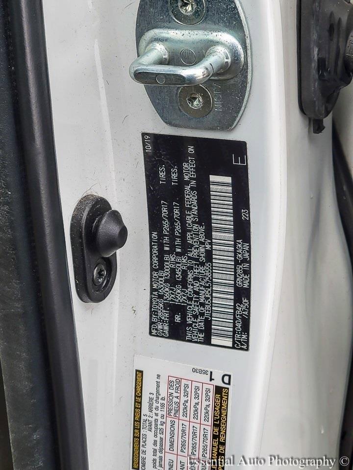 Used 2020 Toyota 4Runner SR5 image 16