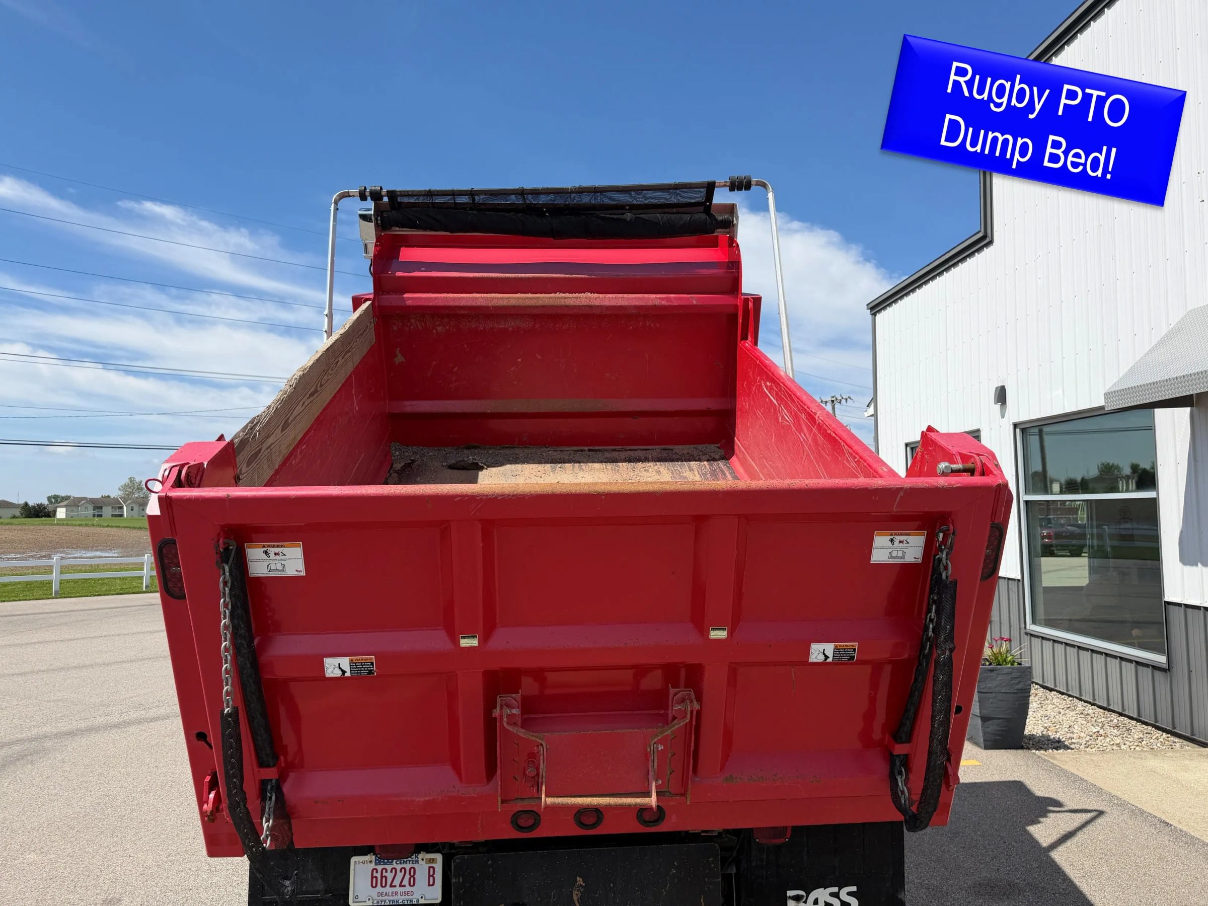 Used 2023 Ford F750 2WD Regular Cab Super Duty image 2