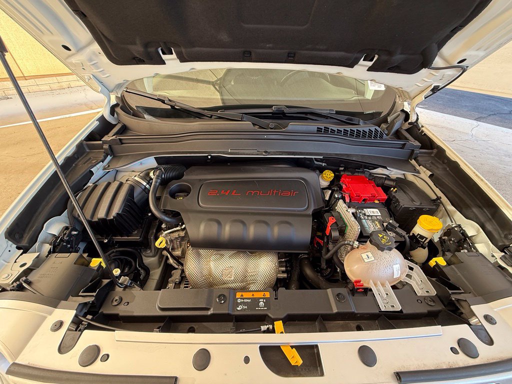 Used 2018 Jeep Renegade Limited w/ UConnect 8.4 Nav Group AWD/4WD image 50