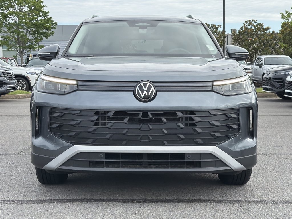 New 2025 Volkswagen Tiguan S FWD image 8