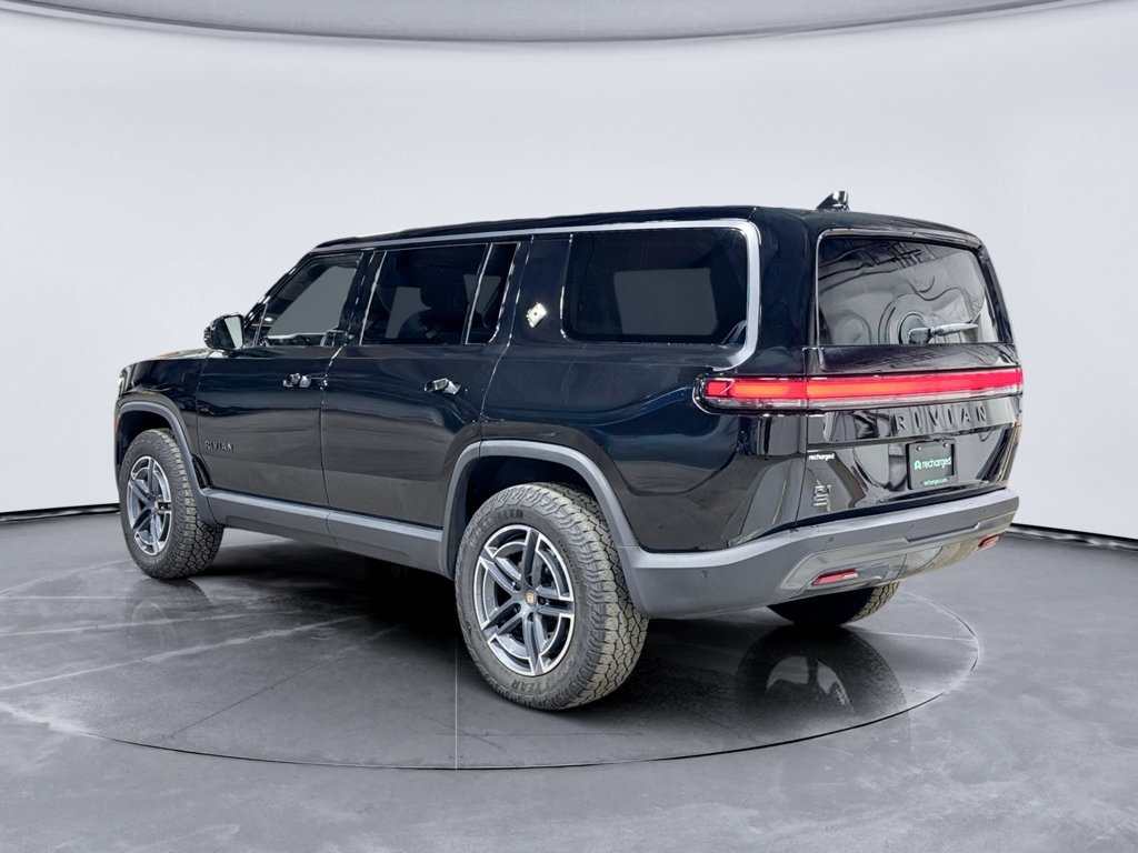 Used 2025 Rivian R1S Adventure AWD/4WD image 2