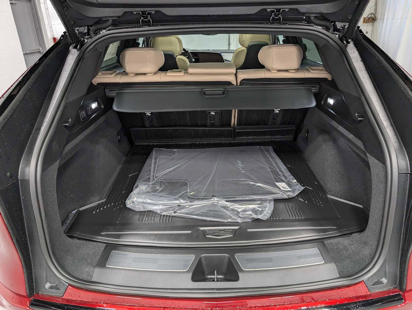 New 2026 Cadillac Lyriq V image 9