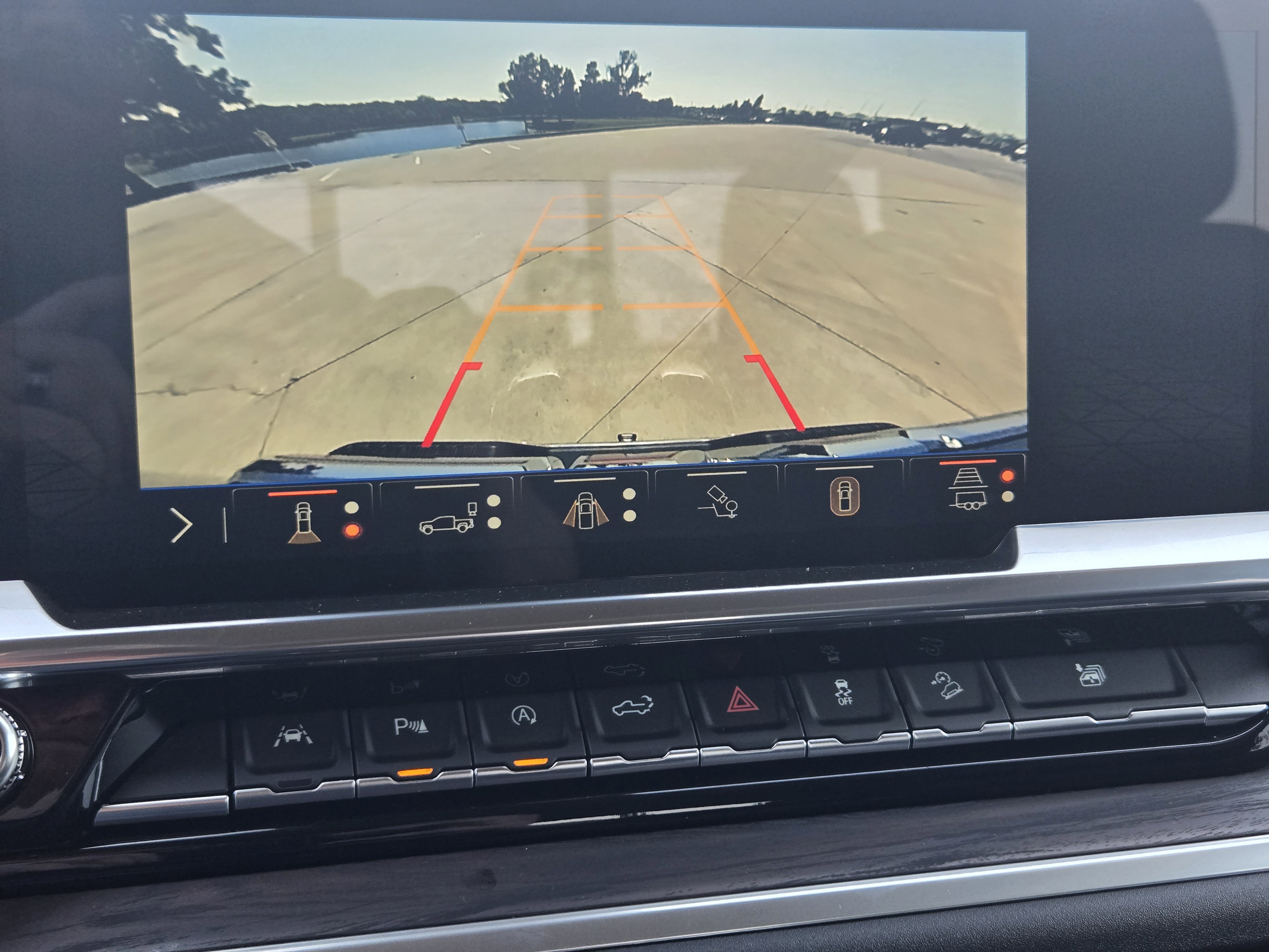 New 2026 GMC Sierra 1500 SLT image 14