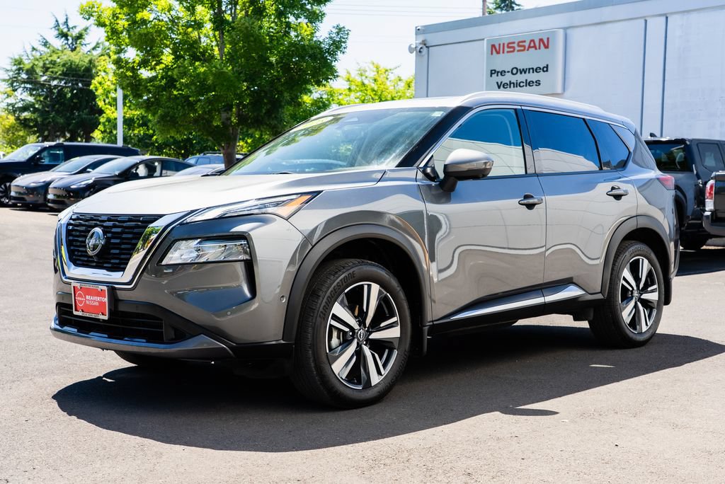 Used 2023 Nissan Rogue SL w/ SL Premium Package AWD/4WD image 3