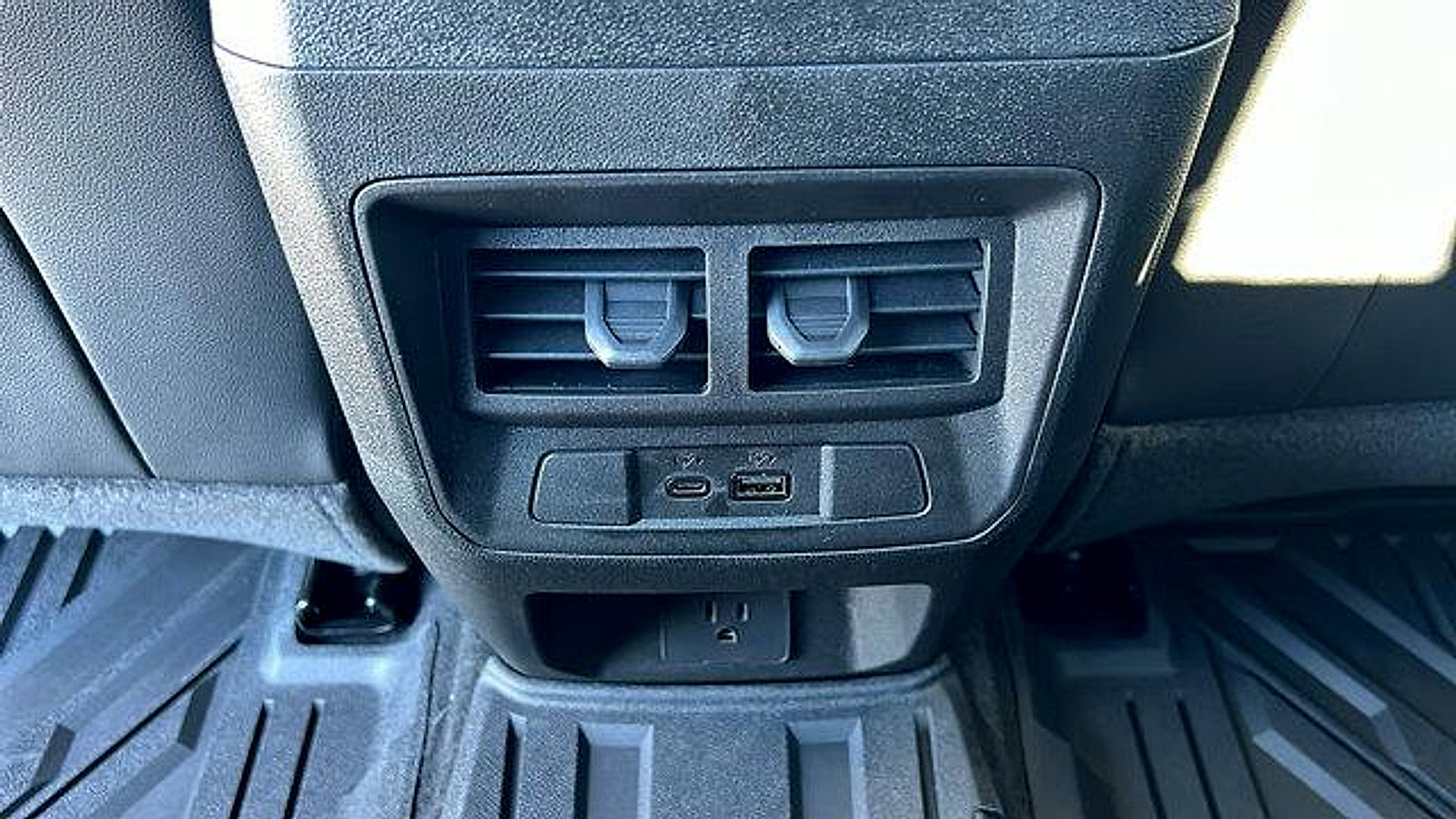 New 2026 Chevrolet Colorado Z71 w/ Technology Package image 16