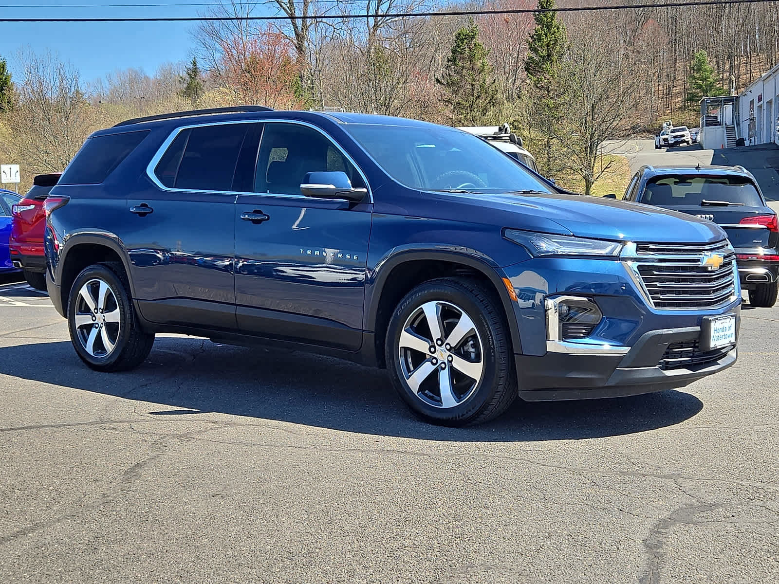 Used 2023 Chevrolet Traverse LT w/ LT Premium Package image 4