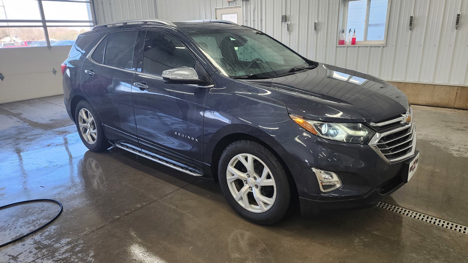 Used 2018 Chevrolet Equinox Premier FWD image 7
