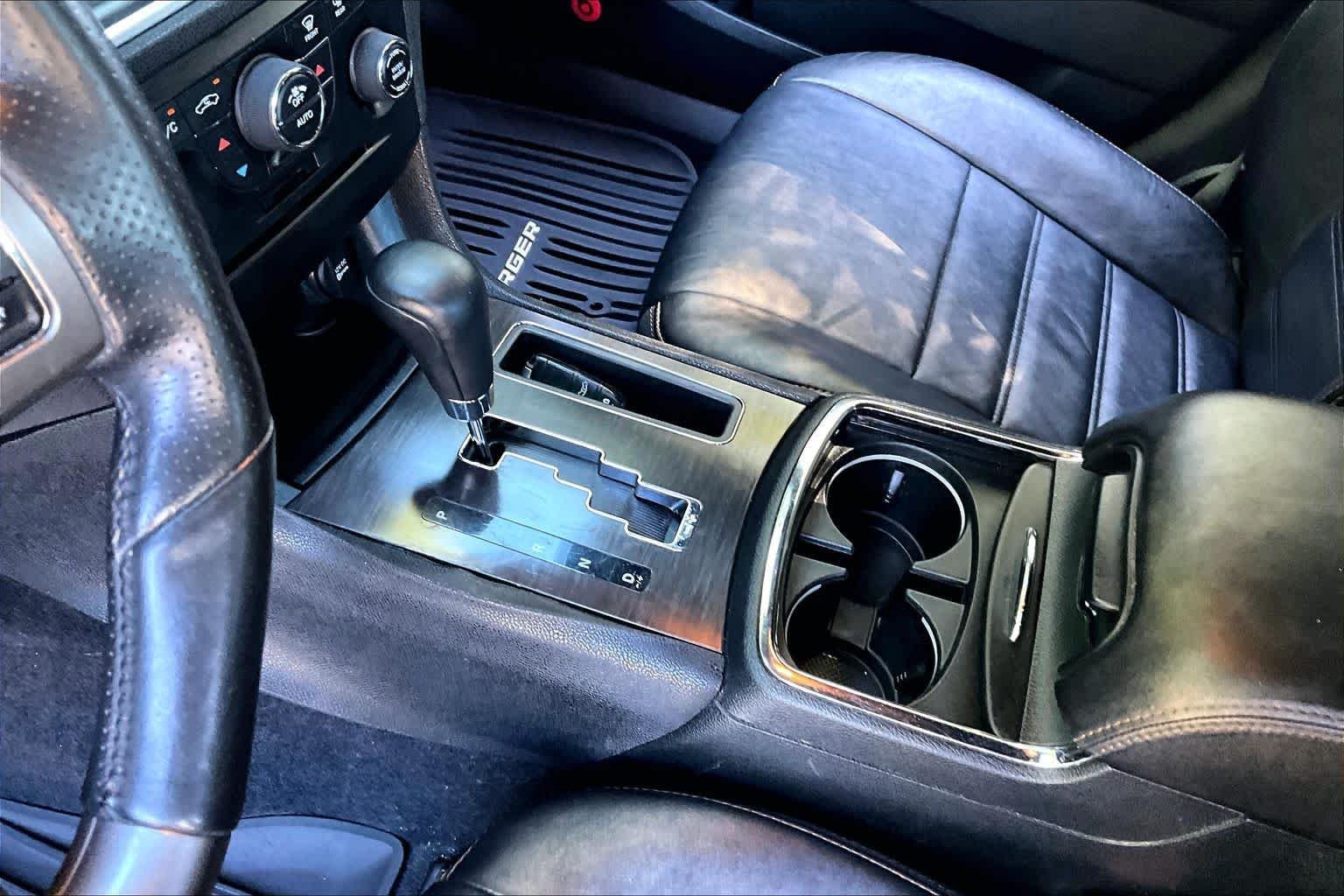 Used 2014 Dodge Charger R/T RWD image 17