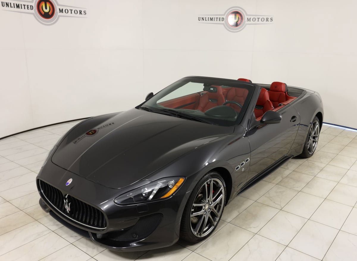 Used 2017 Maserati GranTurismo Convertible RWD image 35