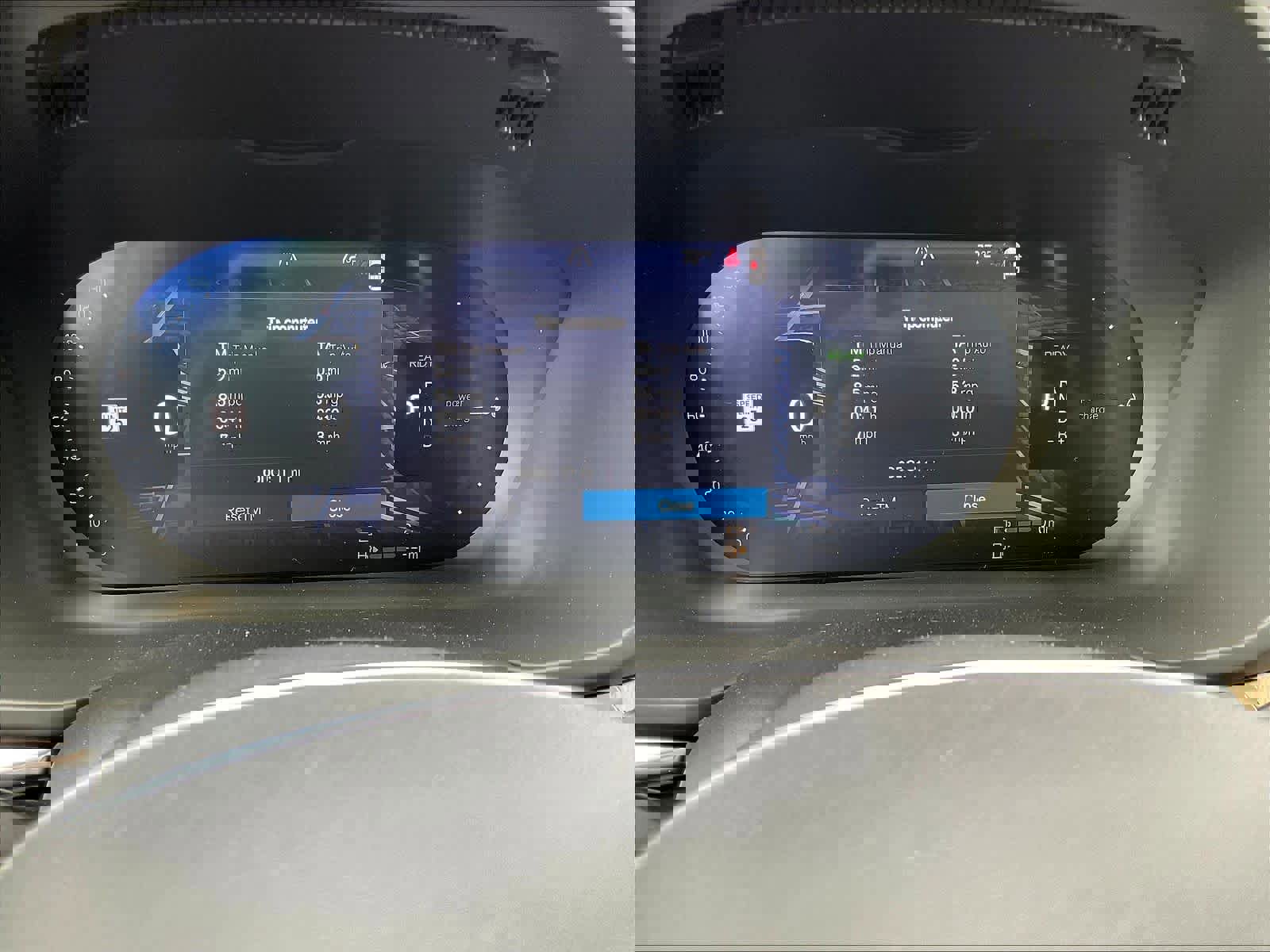 New 2026 Volvo XC60 T8 Plus w/ Climate Package image 19