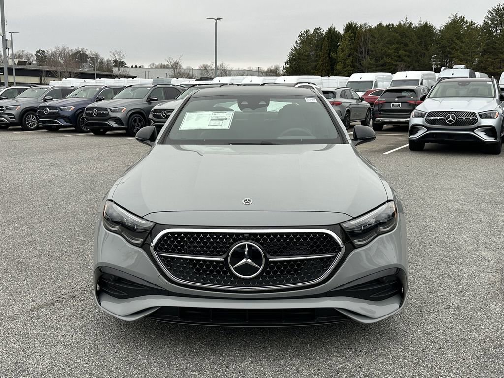 New 2026 Mercedes-Benz E 450 4MATIC Sedan image 3