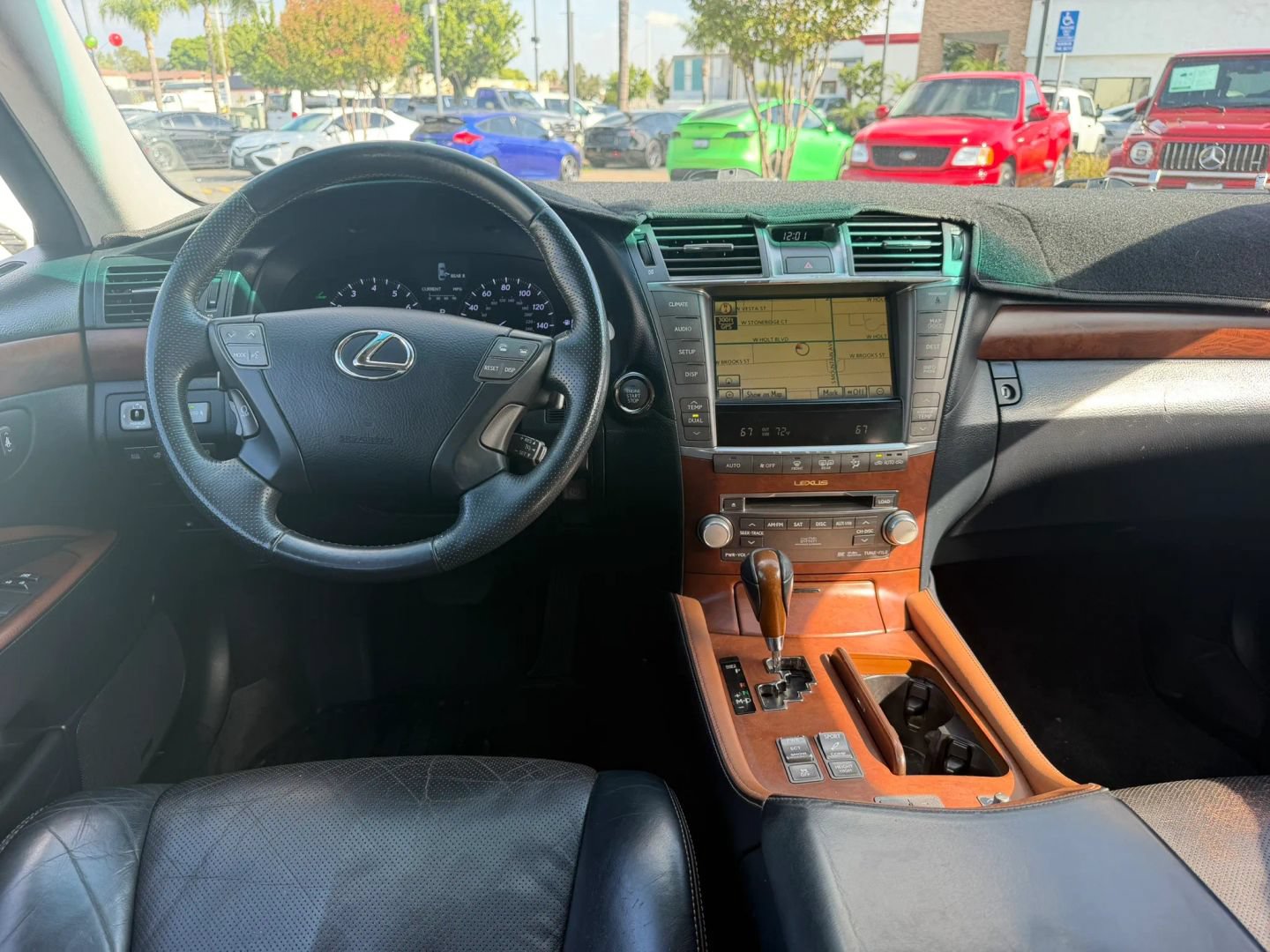 Used 2010 Lexus LS 460 RWD image 39