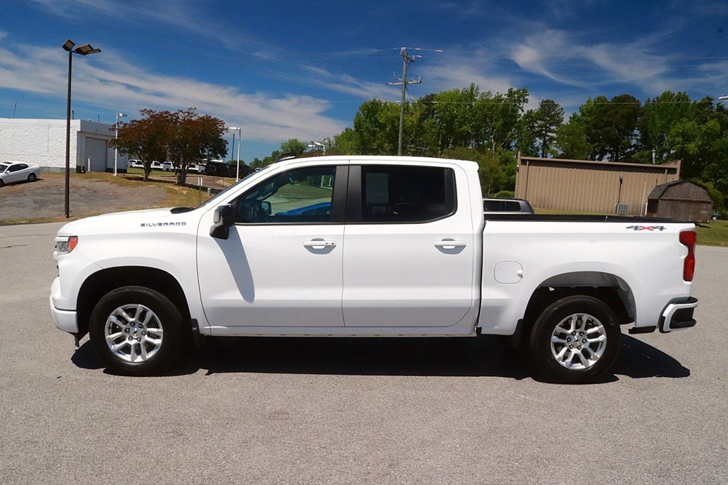 Used 2026 Chevrolet Silverado 1500 RST AWD/4WD image 4