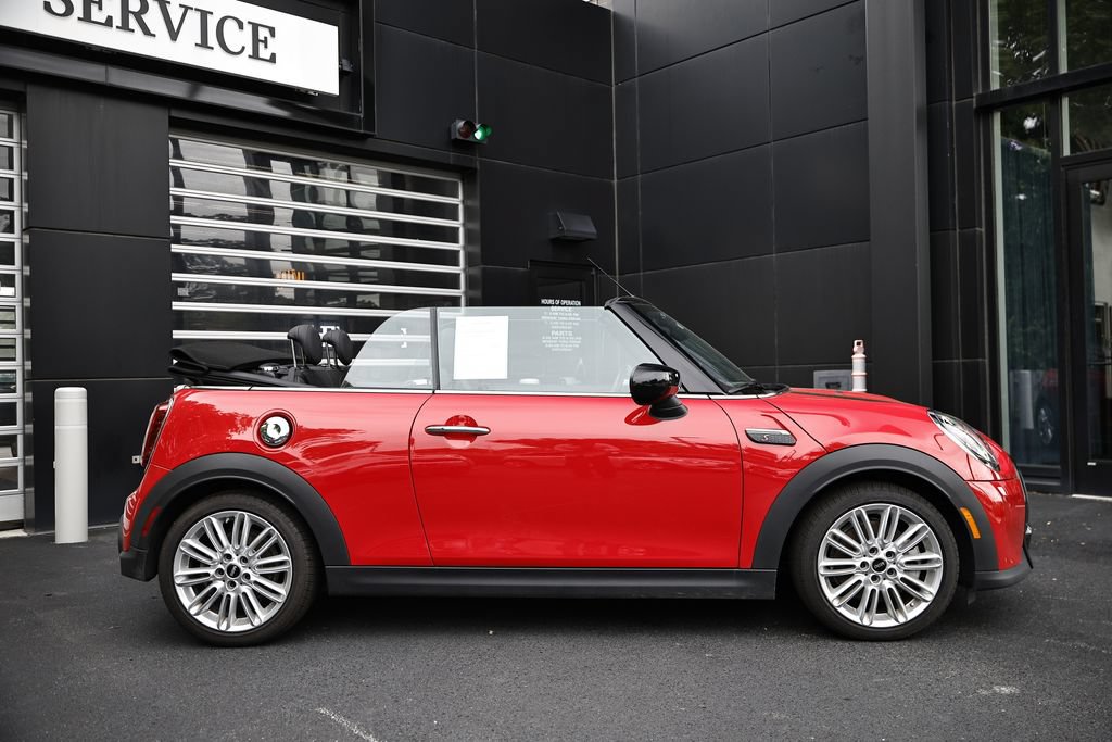 Used 2024 MINI Cooper S FWD image 4