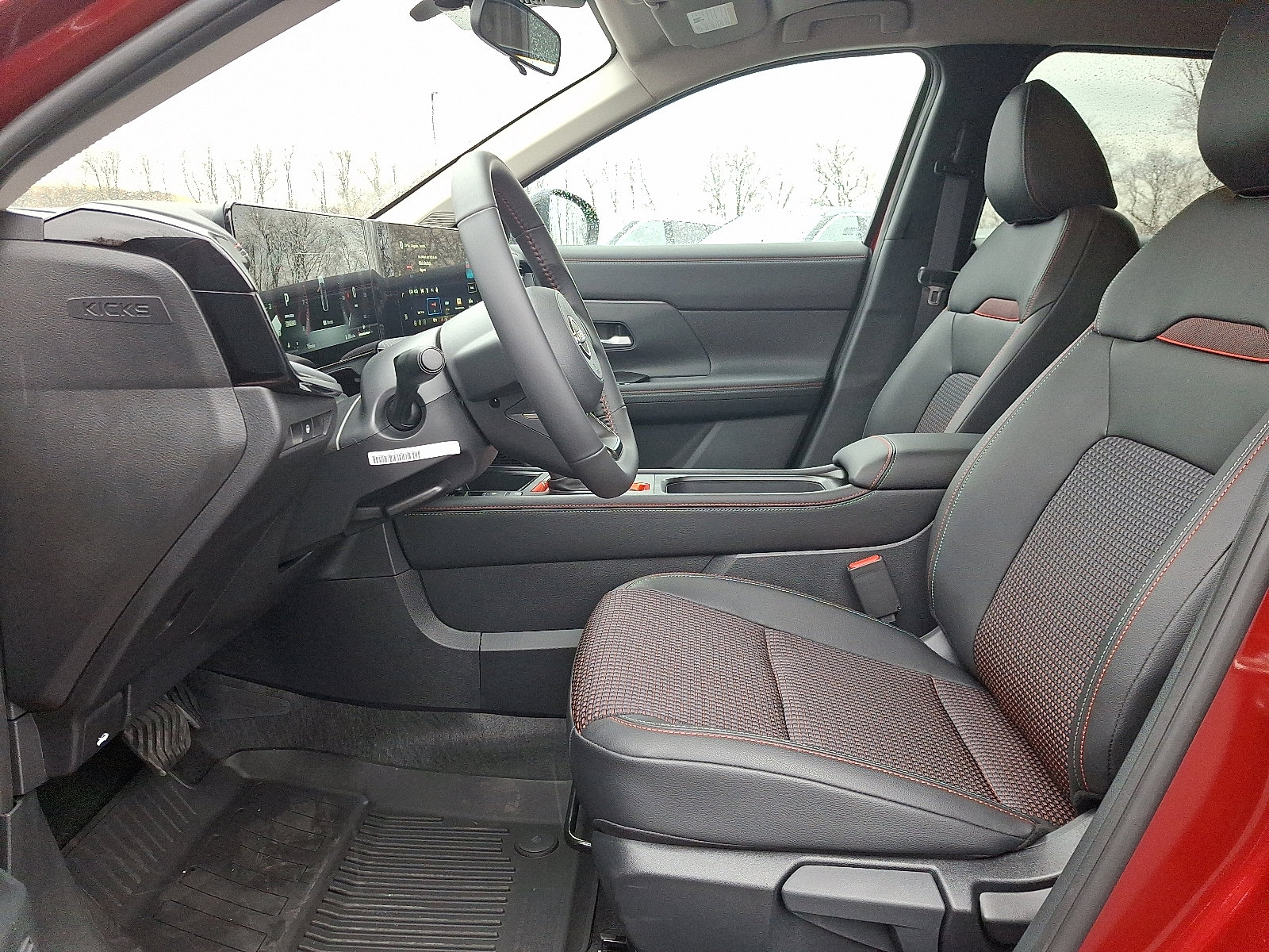 New 2026 Nissan Kicks SR w/ Cold Weather Package image 6