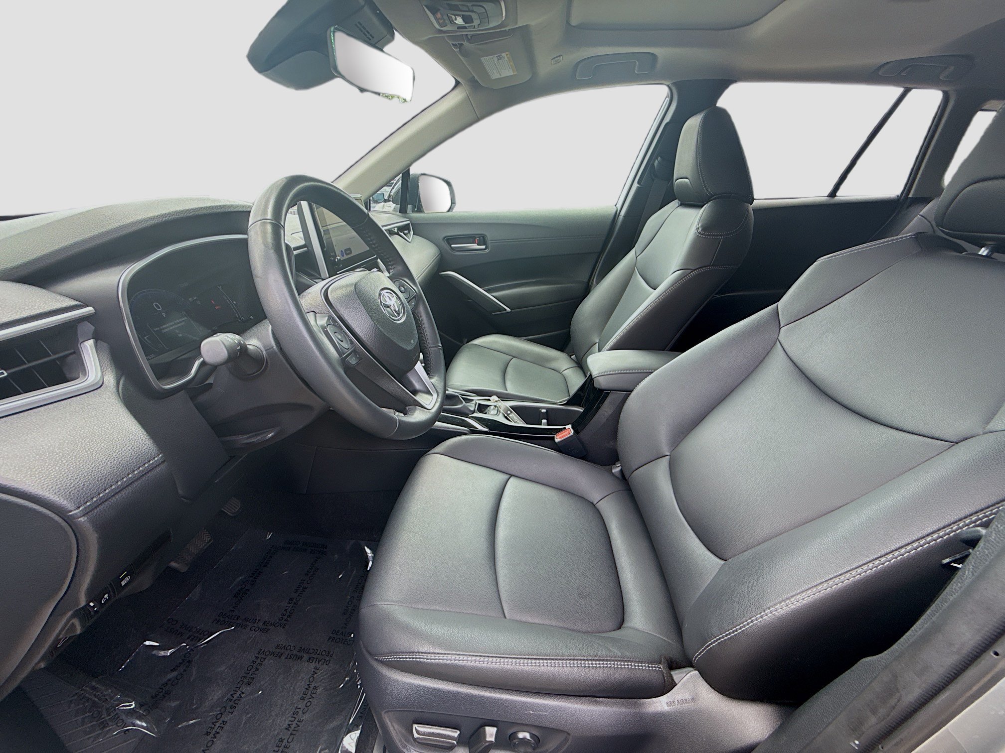 Used 2025 Toyota Corolla Cross XLE w/ Convenience Package AWD/4WD image 16