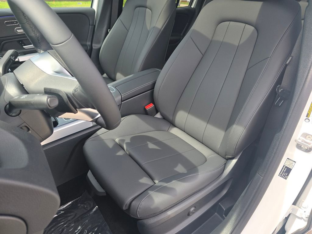 New 2026 Mercedes-Benz GLB 250 4MATIC image 24