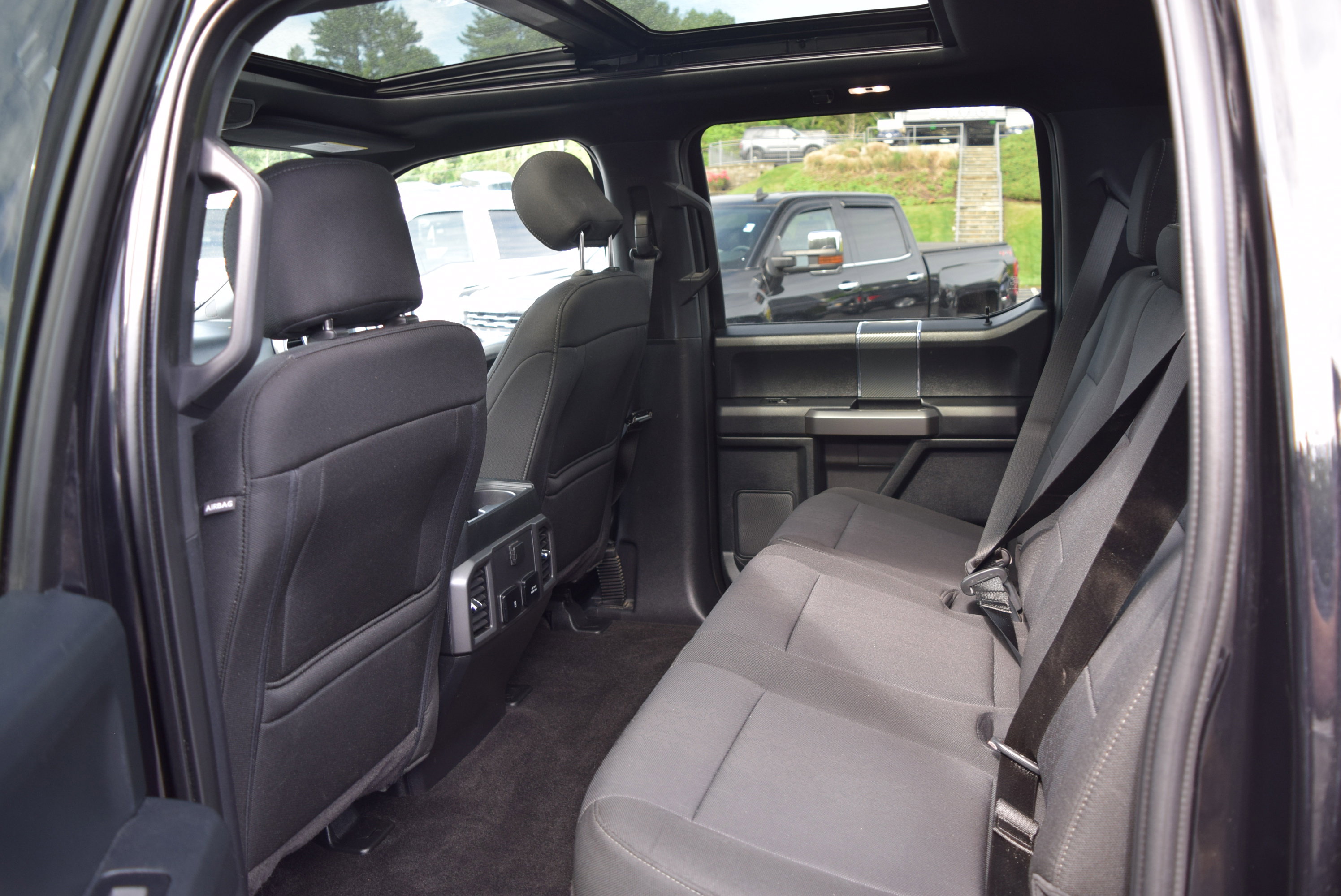 Used 2020 Ford F150 XLT w/ Equipment Group 302A Luxury AWD/4WD image 10