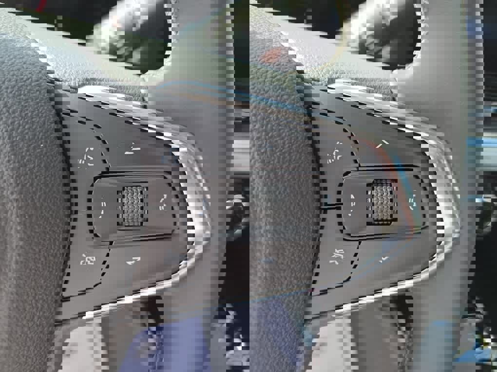 New 2026 Chevrolet Trax LT w/ Driver Confidence Package image 20