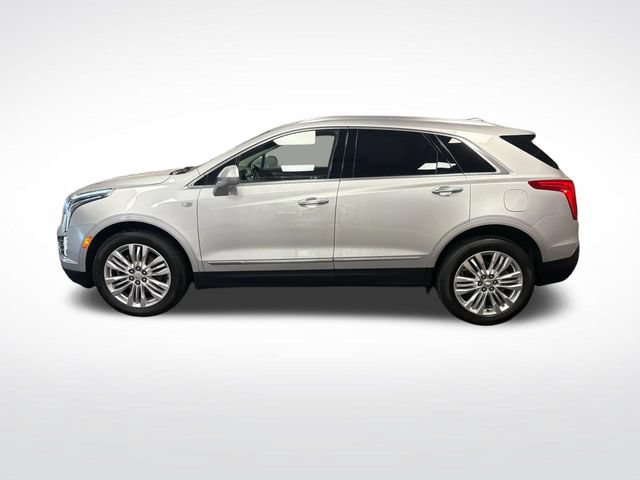 Used 2019 Cadillac XT5 Premium Luxury FWD image 2