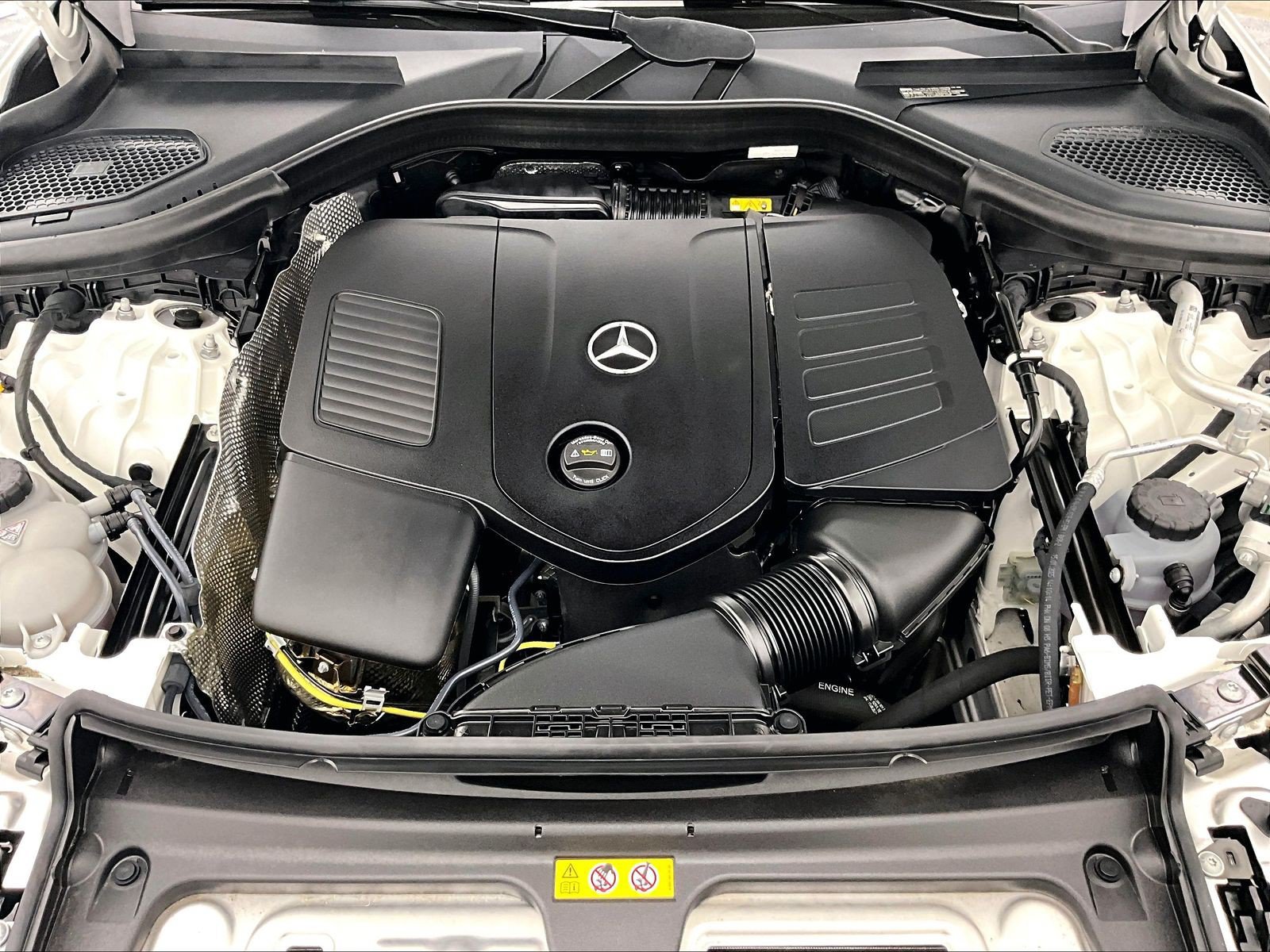 Certified 2025 Mercedes-Benz GLC 350e 4MATIC image 9