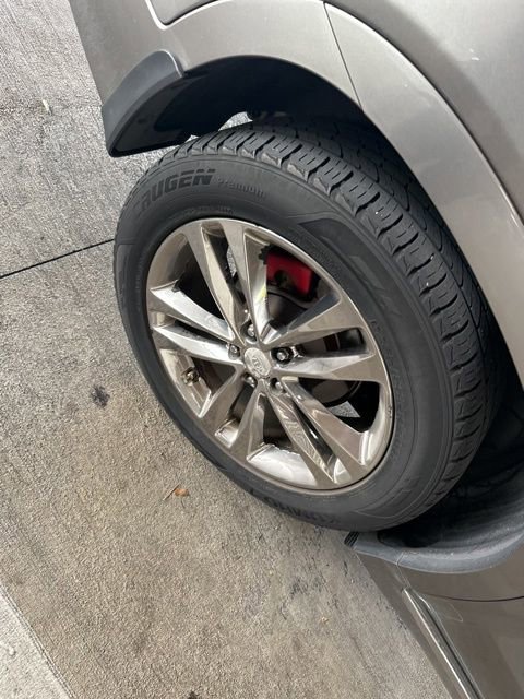 Used 2014 Kia Sorento SX image 25