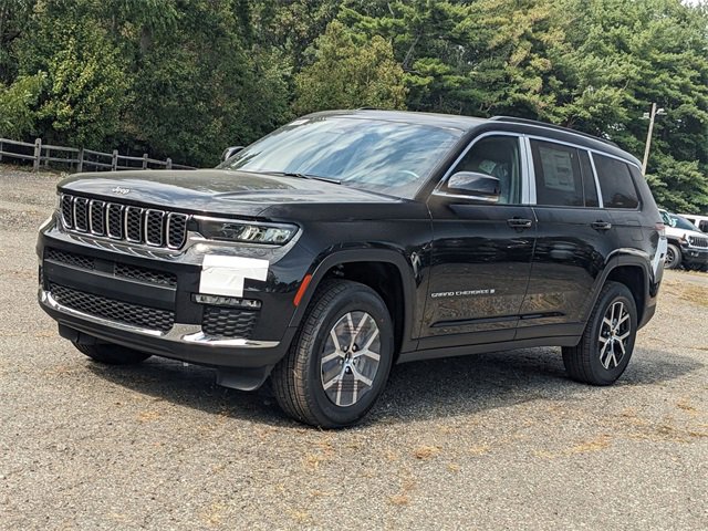 New 2025 Jeep Grand Cherokee L Limited image 6
