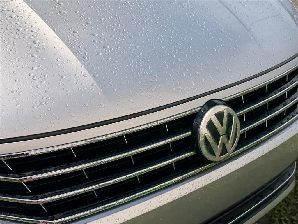 Used 2016 Volkswagen Passat 1.8T FWD image 13