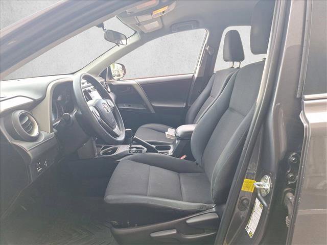 Used 2016 Toyota RAV4 LE image 15