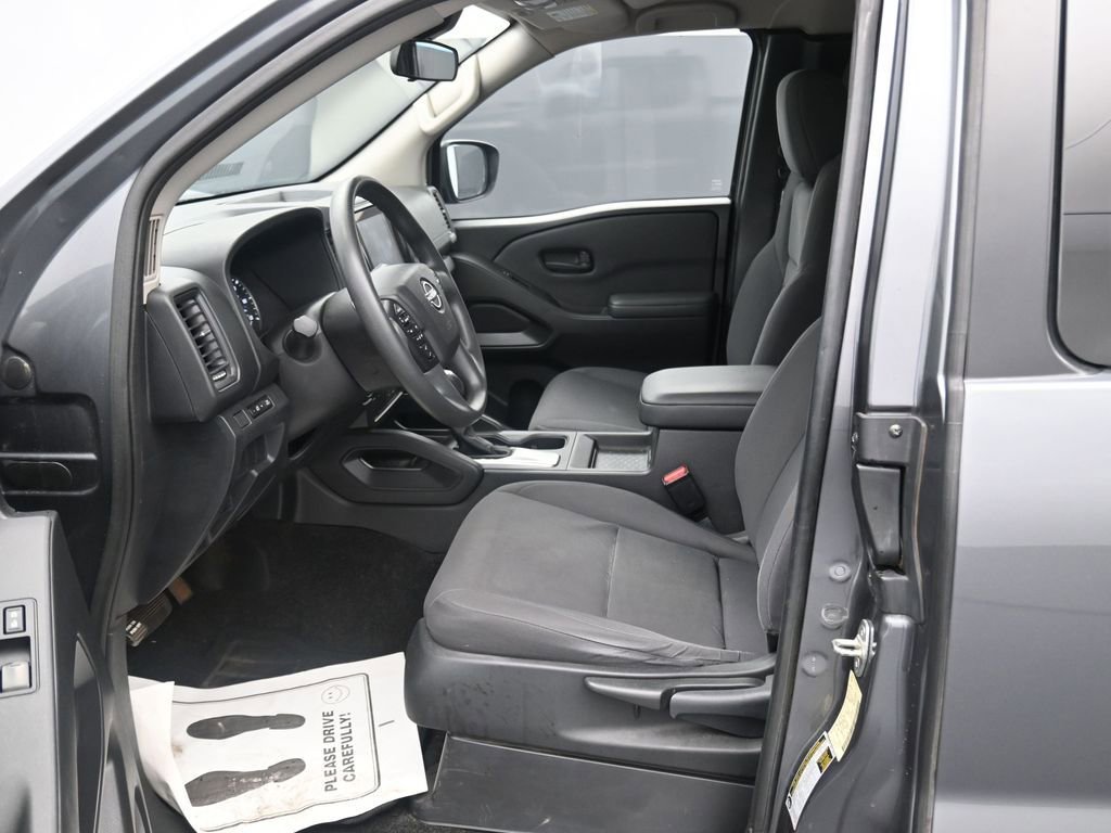 Used 2022 Nissan Frontier S image 13
