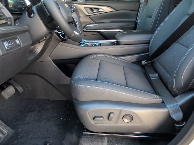 New 2026 Chevrolet Traverse LT w/ Driver Confidence Package image 12