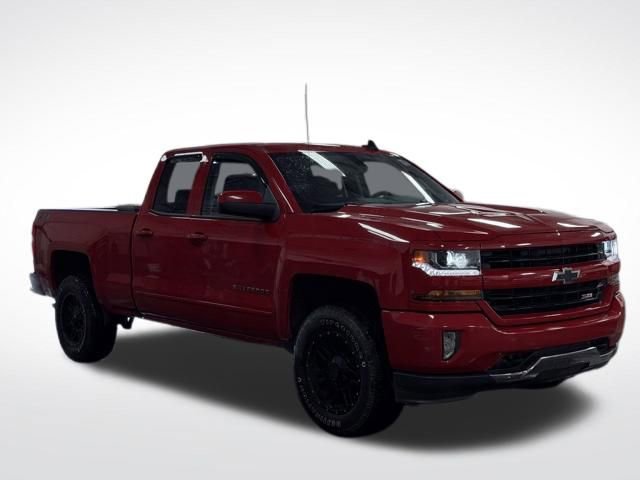 Used 2018 Chevrolet Silverado 1500 LT w/ All Star Edition AWD/4WD image 4