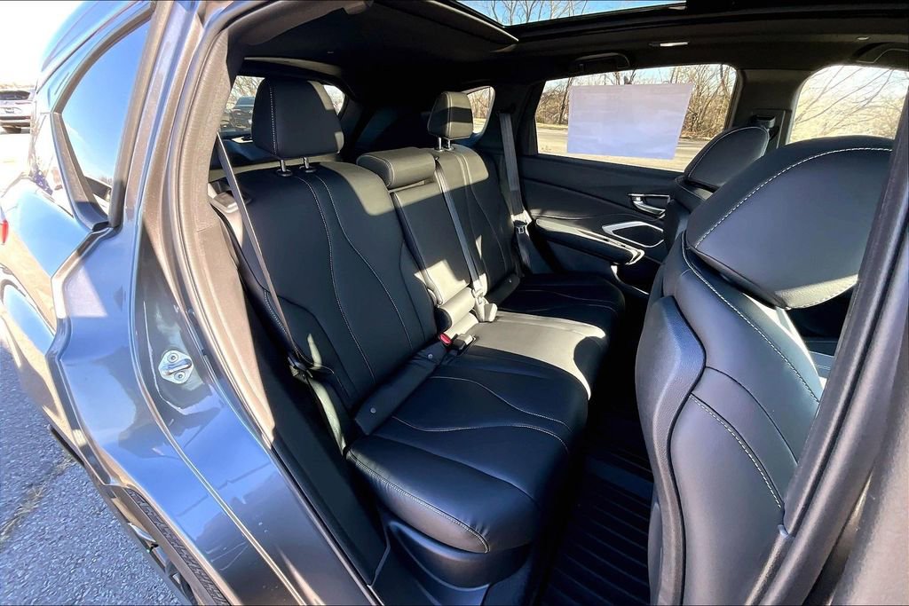 New 2026 Acura RDX SH-AWD image 9