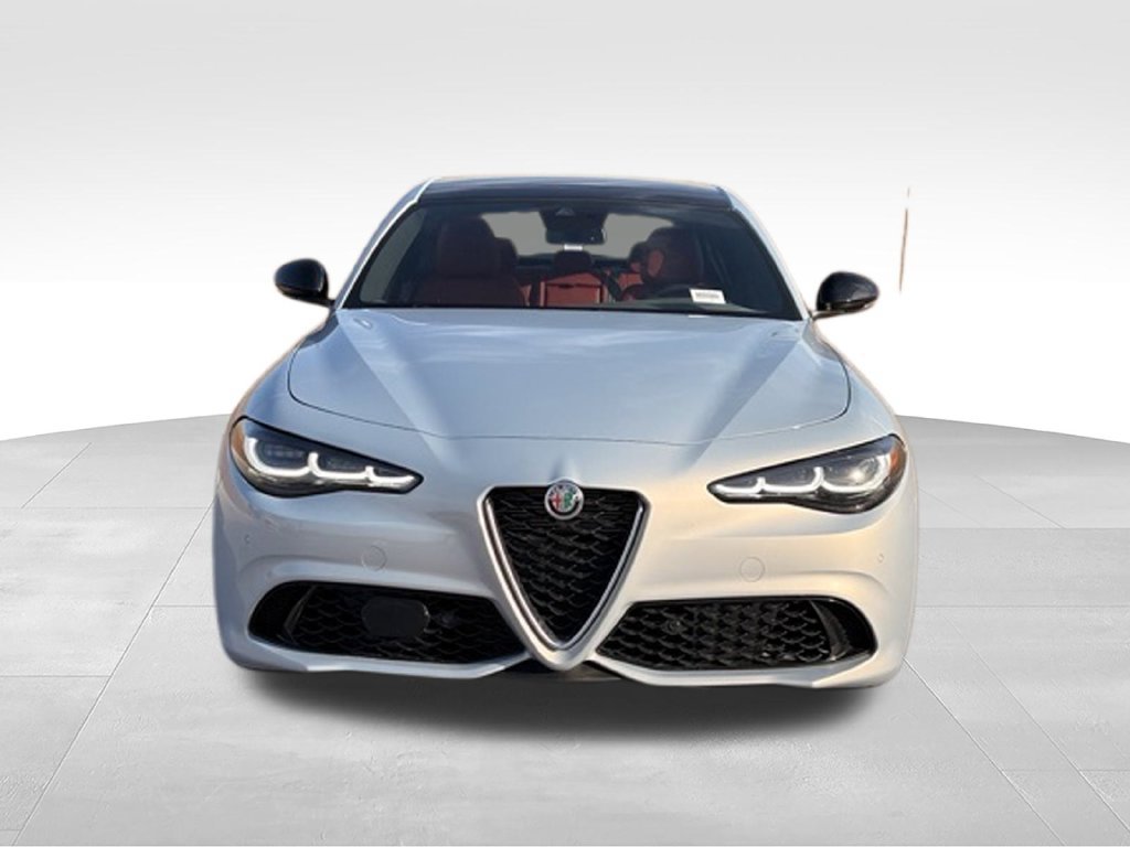 Used 2024 Alfa Romeo Giulia Ti w/ Performance Driving Package RWD image 4