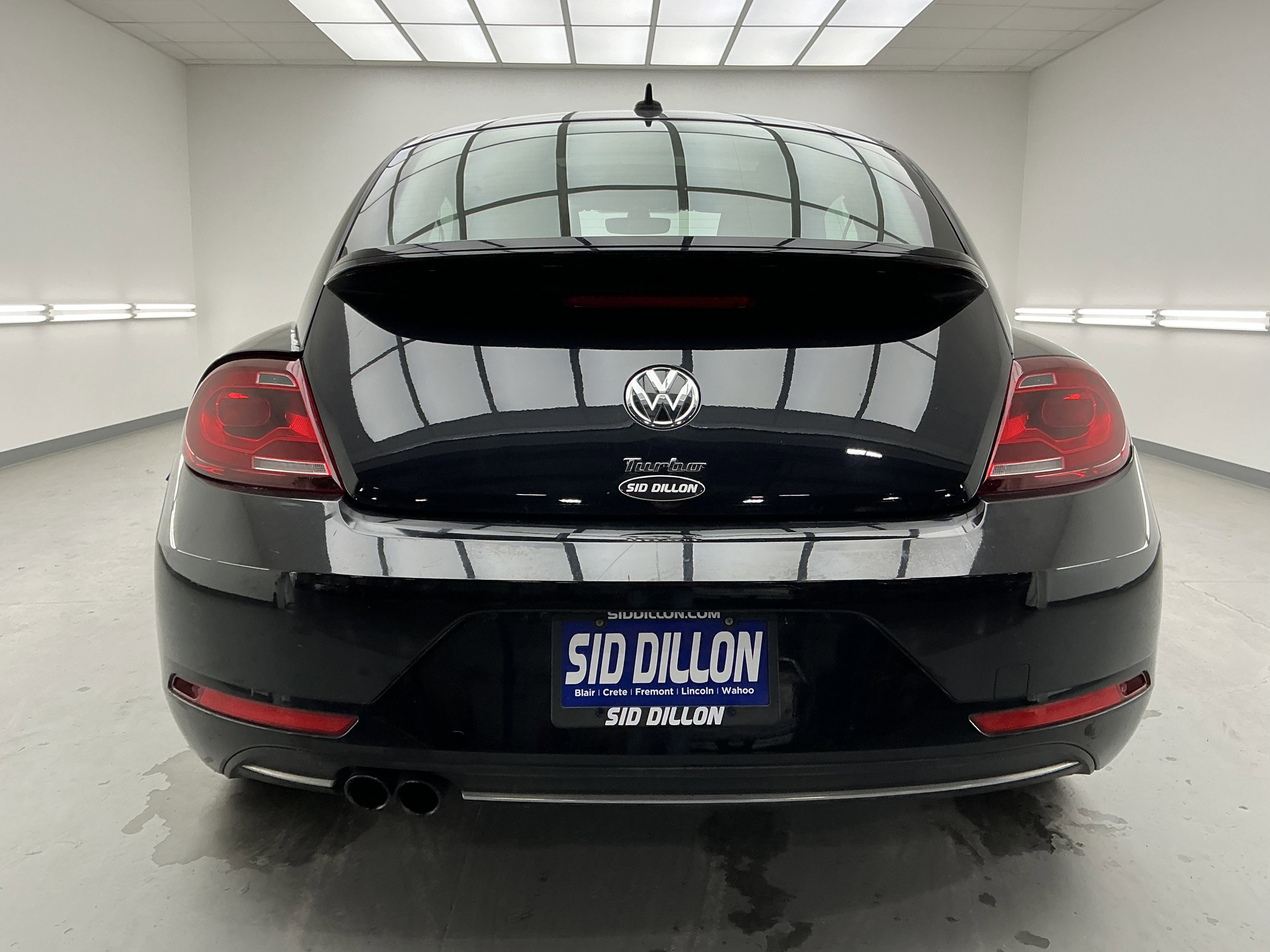 Used 2018 Volkswagen Beetle 2.0T Coast image 5