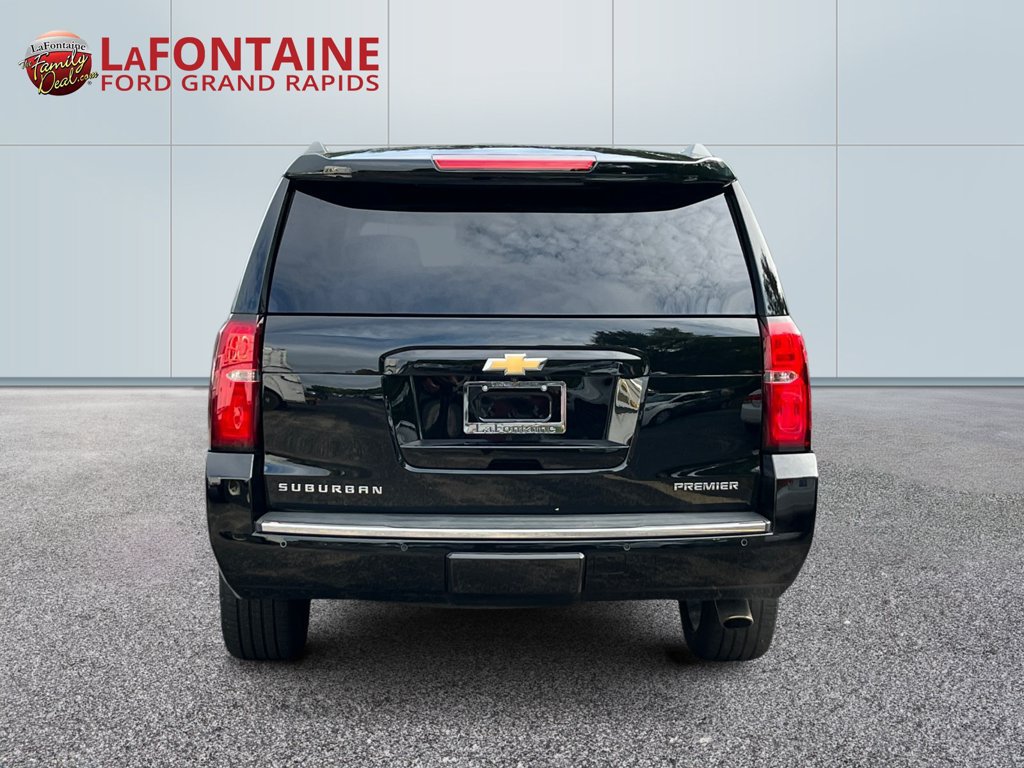 Used 2020 Chevrolet Suburban Premier w/ Premier Plus Edition AWD/4WD image 6